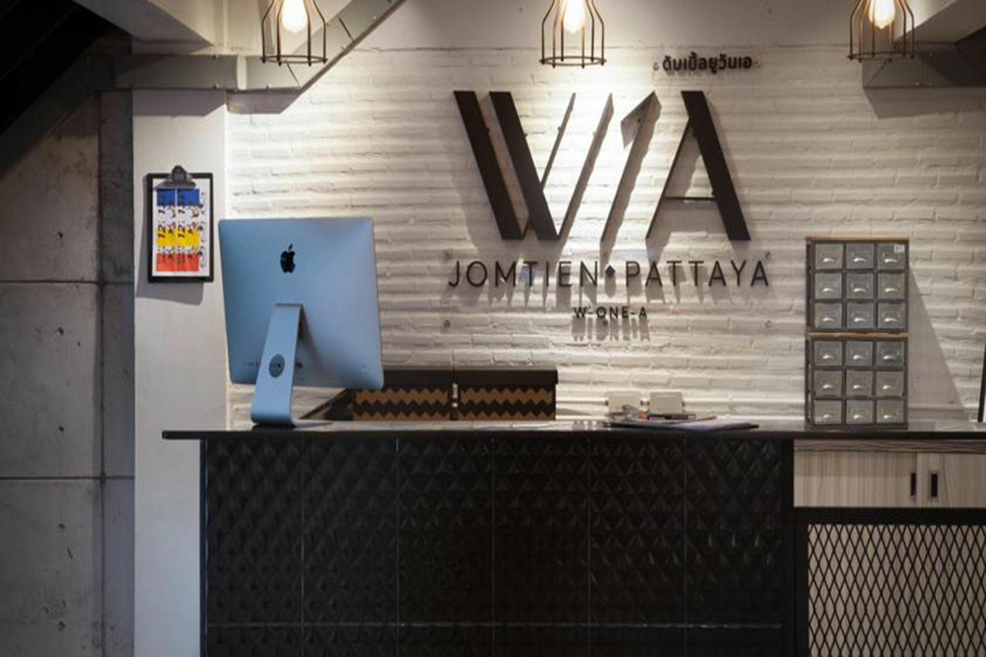 W1A Jomtien Hotel Bagian luar foto